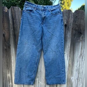 Abercrombie & Fitch Relaxed Fit Blue Jeans